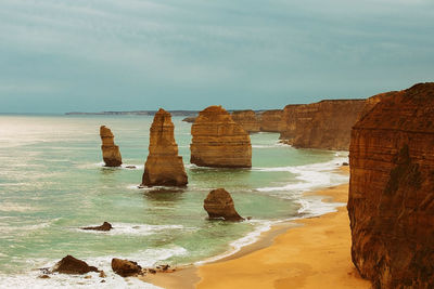 Twelve apostles ,port campbell - australia ii