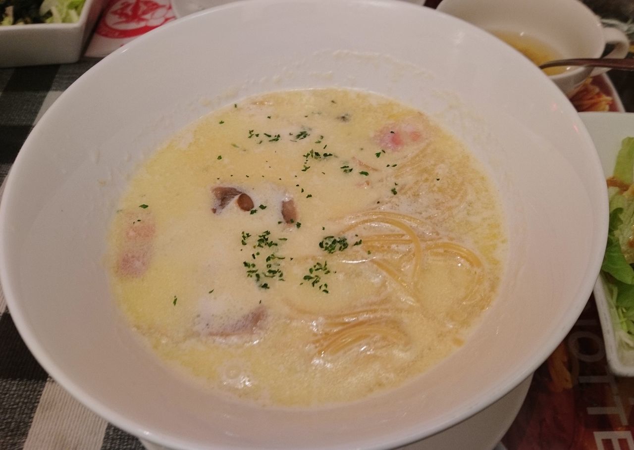 food and drink, food, table, ready-to-eat, high angle view, healthy eating, indoors, freshness, plate, bowl, soup, close-up, no people, egg yolk, day