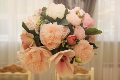 Close-up of rose bouquet