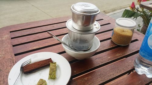 Vietnam's coffee and sweet snack