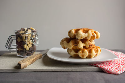 Dessert in plate on table