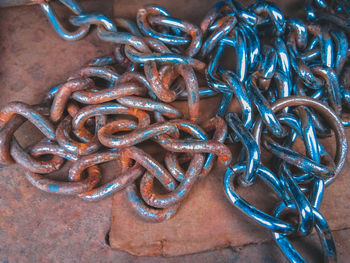 Close-up of rusty chain