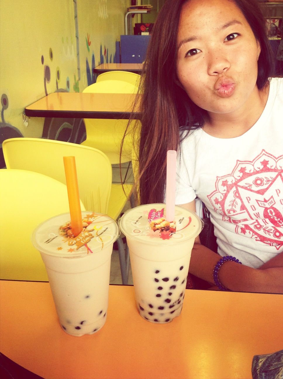 Milk tea date<3