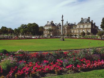 French senate, jardin de luxembourg 