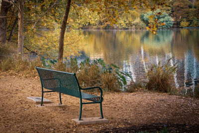 Empty bench in park