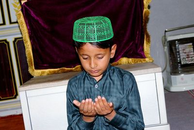 Portrait of child keep praying