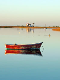 Fishing boat at chatham, cape cod harbor