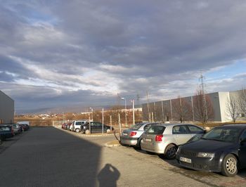 Traffic on road in city