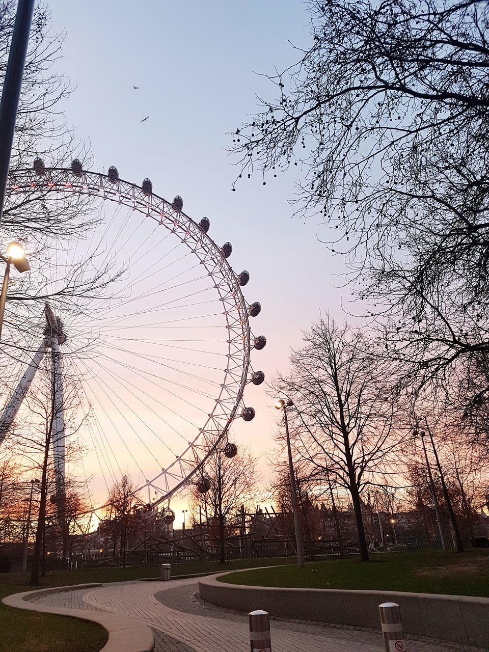 FERRIS WHEEL AGAINST CLEAR SKY