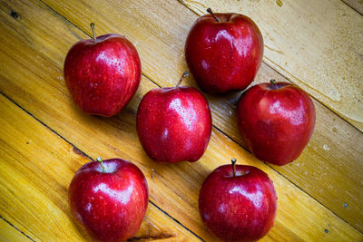 High angle view of apples on table