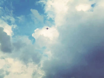 Low angle view of cloudy sky