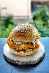 Close-up of burger in plate on table