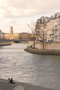 View of the seine around Île saint-louis and pont saint-louis in paris, france