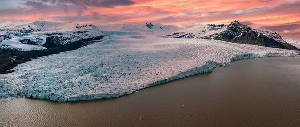 Iceland, jokulsarlon lagoon, beautiful cold landscape picture
