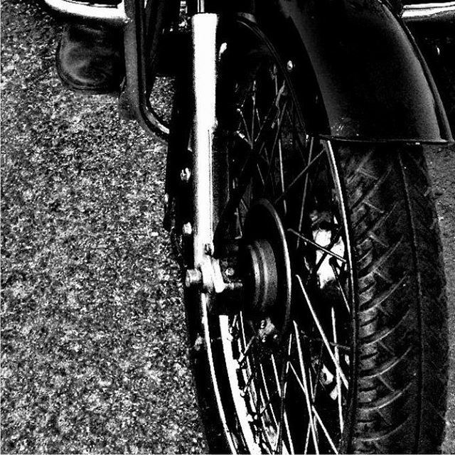 transportation, mode of transport, land vehicle, metal, bicycle, wheel, part of, close-up, cropped, stationary, machine part, metallic, tire, old, old-fashioned, vehicle part, equipment, motorcycle, car, rusty