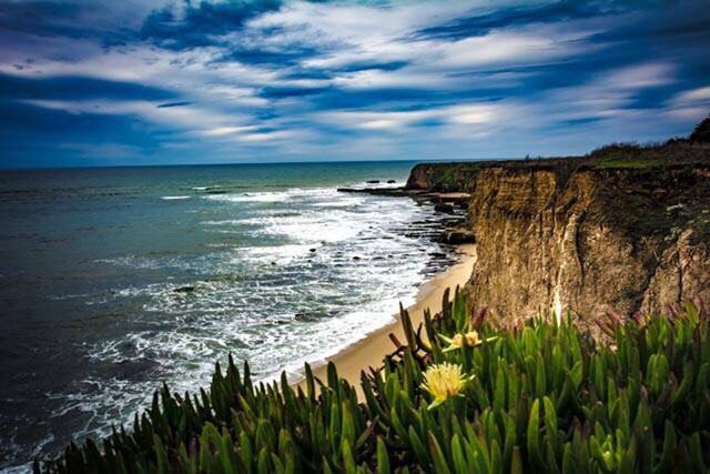 SCENIC VIEW OF COASTLINE