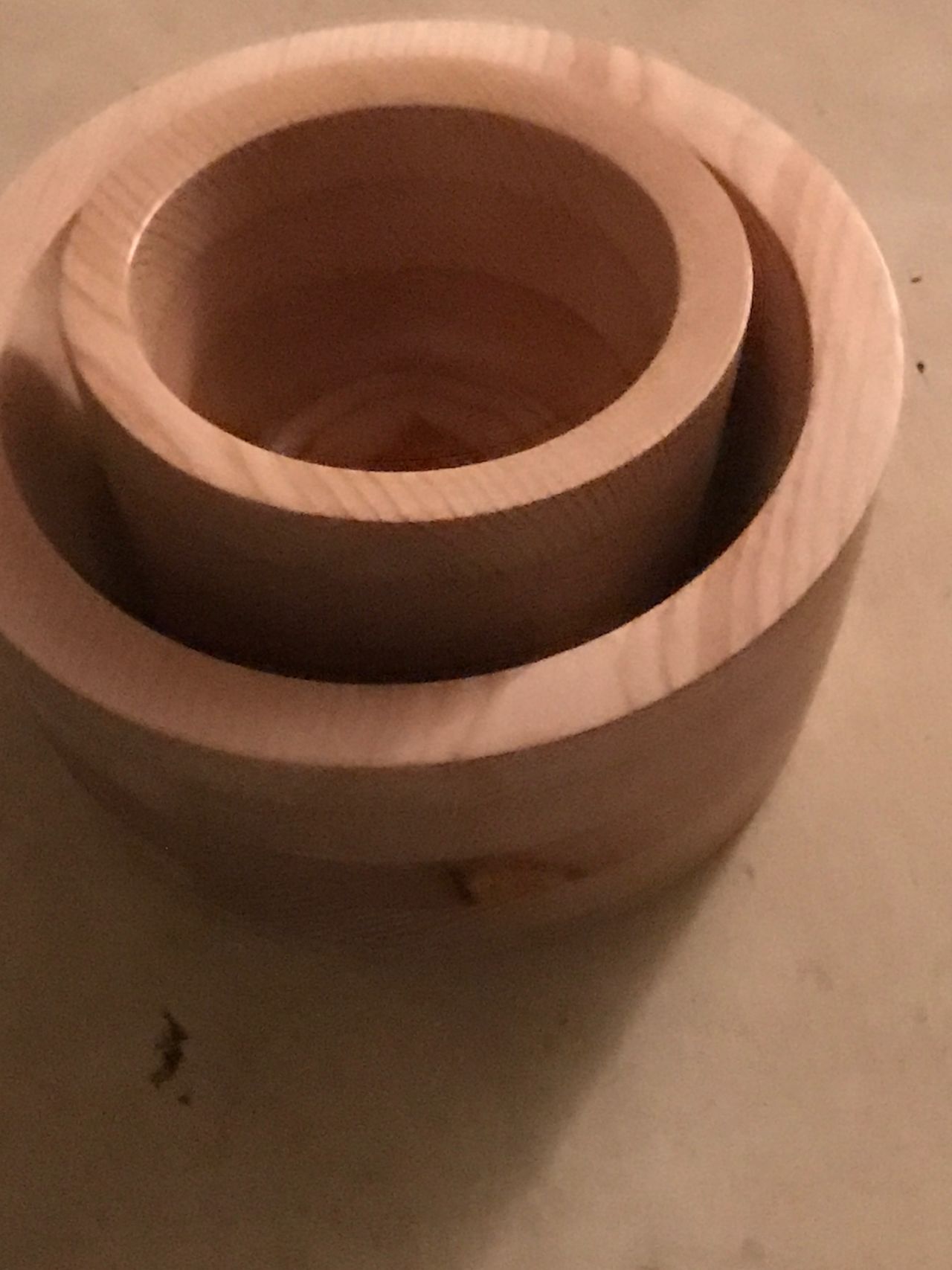 Circle wood bowl