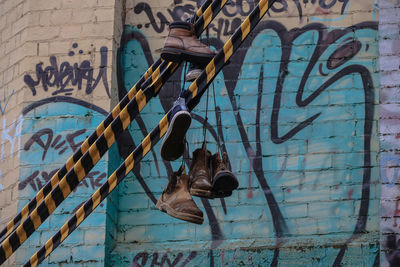 Graffiti on wall