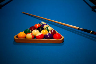 Snooker, billiard balls, pool game table, cue ball, striped ball, pool stick, black pool ball