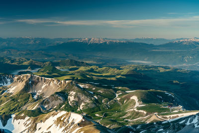 Mountains of campo imperatore, abruzzo, italy