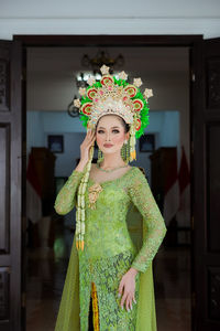 Potret traditional bride. indonesian bride.