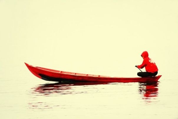 water, waterfront, red, copy space, clear sky, reflection, lake, nautical vessel, boat, rippled, full length, rear view, side view, transportation, tranquility, lifestyles, nature, day