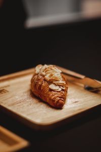 Close-up of bread on cutting board