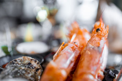 Traditional fried black tiger prawn with garlic bread