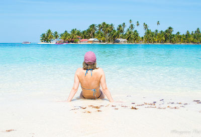 Sunny day in the san blas island