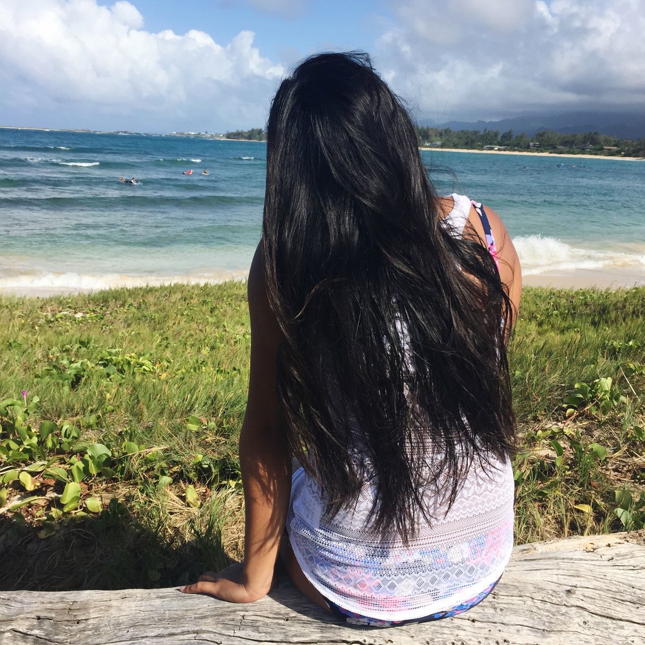 sea, horizon over water, water, sky, beach, shore, rear view, tranquil scene, tranquility, cloud - sky, scenics, leisure activity, beauty in nature, lifestyles, person, cloud, nature, vacations