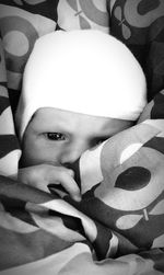 Close-up of woman hand