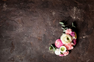 High angle view of rose bouquet