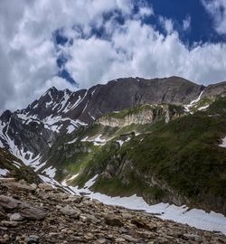 La cima a sx, il corno rosso, rothorn 3287 m. the top left, the red horn, rothorn 3287 m.