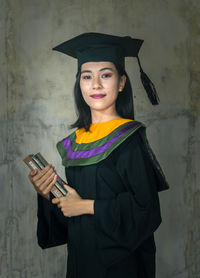 Portrait of a smiling young woman