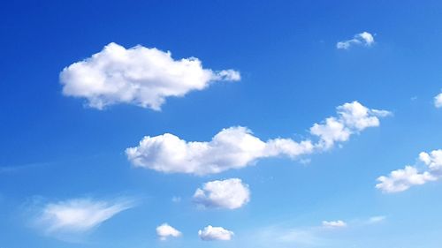 Low angle view of clouds in sky