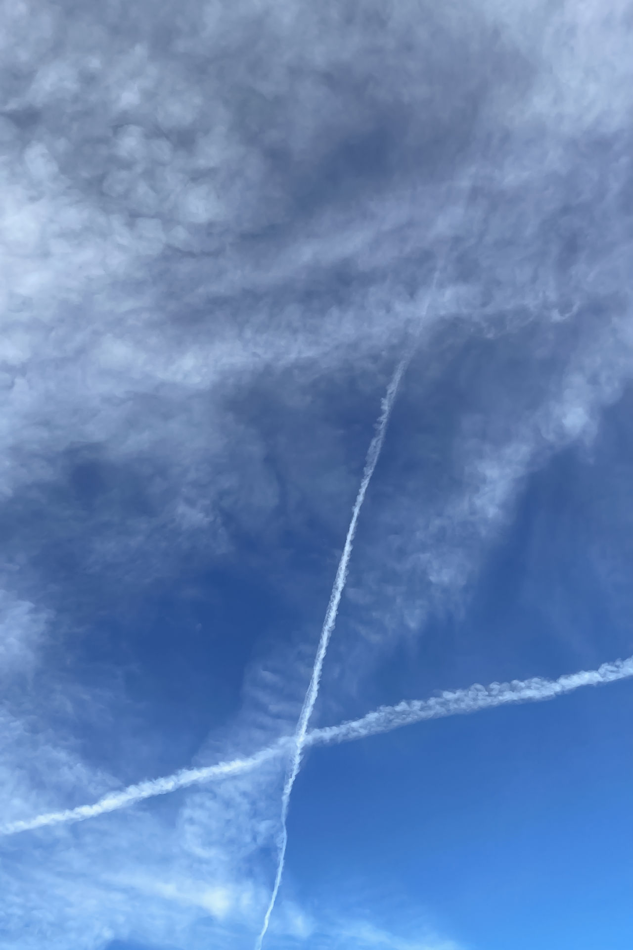 Vapor trail