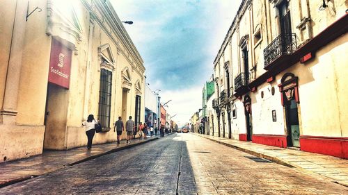 Narrow alley in city