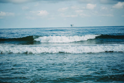 Ocean waves on the gulf of mexico