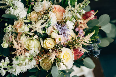 Close-up of white rose bouquet