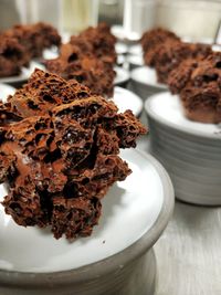 Close-up of chocolate cake in plate on table
