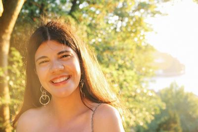 Portrait of a smiling young woman