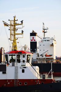 Ships in sea against sky