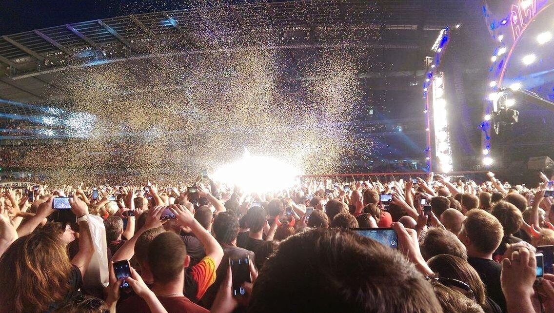 CROWD AT MUSIC FESTIVAL