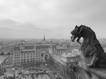 Statue of buildings in city