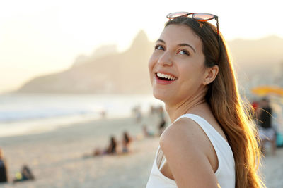 Close-up of brazilian girl enjoiying ipanema beach, rio de janeiro, brazil