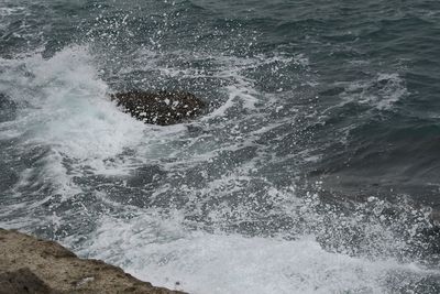 Waves splashing in sea