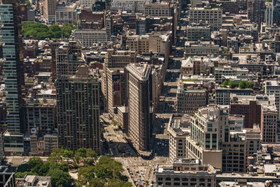 Aerial view of the flat iron building in new york in 2022 with scaffolding