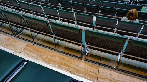 Geographic lines of empty benches