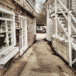 Narrow alley in city