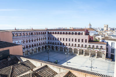 Buildings in city